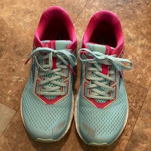 Used, Brooks Ghost 12 size 8.5